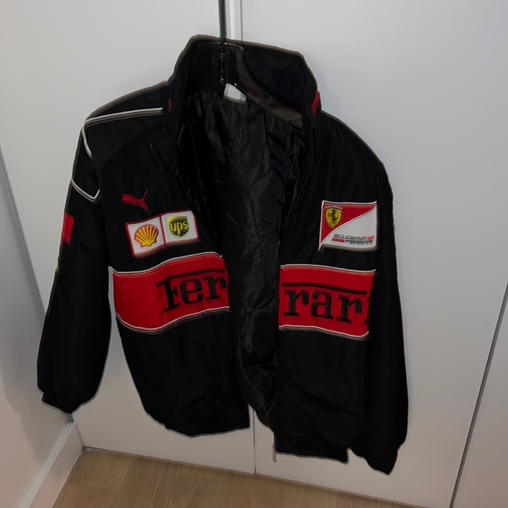 UNISEX VINTAGE FERRARI FORMULA 1 JACKET SIZE LARGE